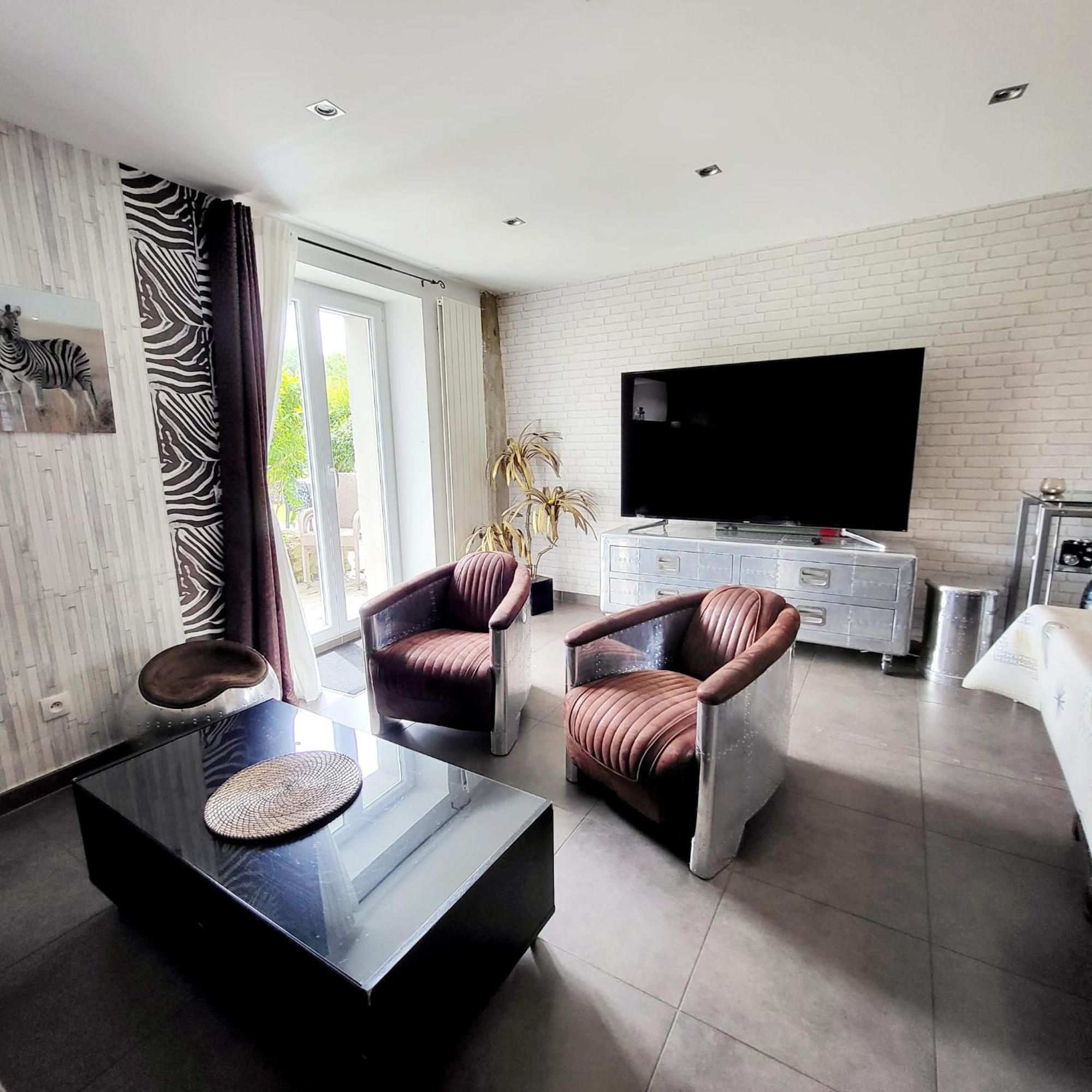 Les Gites De Cherisey Exterior photo